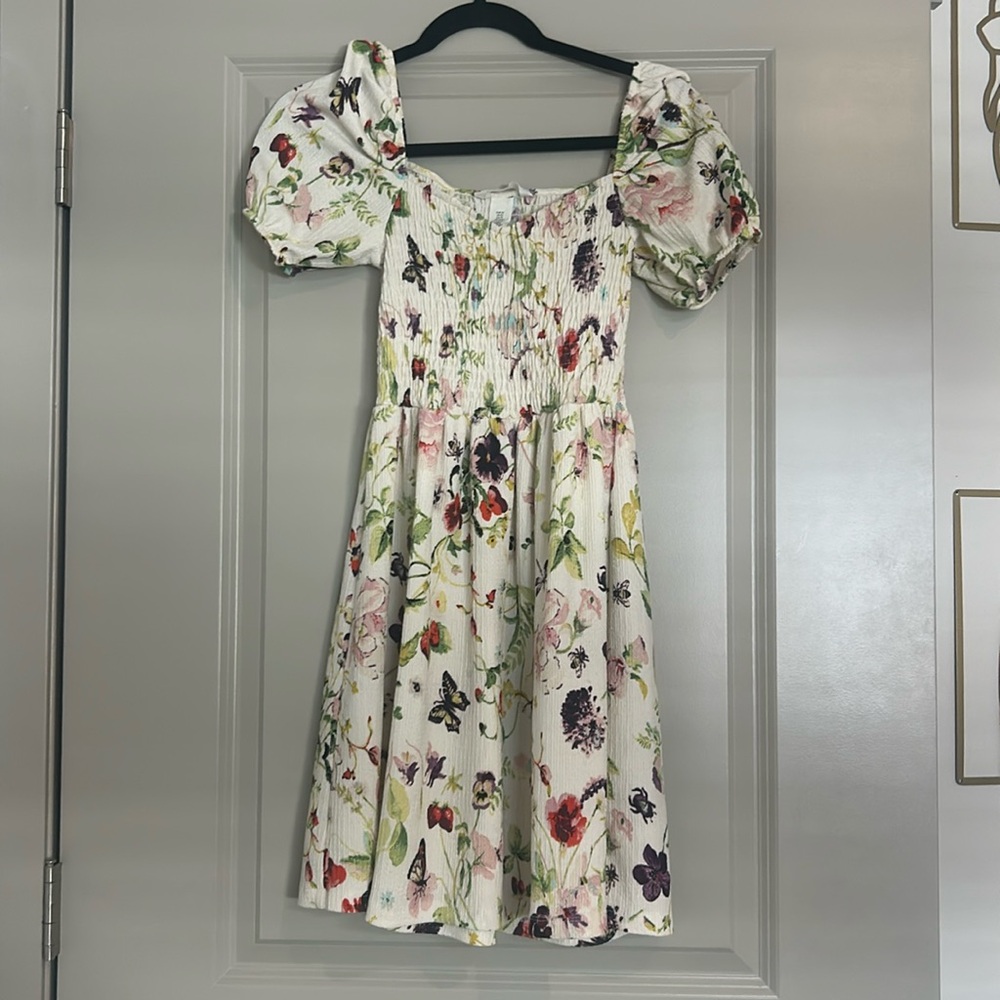 Cute floral dress size XS